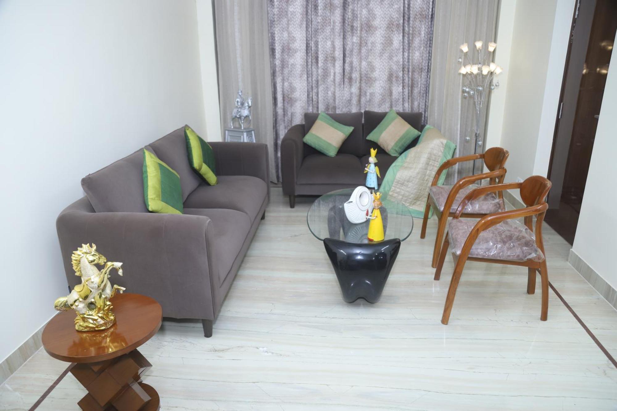 Divine India Service Apartment 3Bhk,B57 Sarita Vihar,Apollo Нью-Дели Экстерьер фото