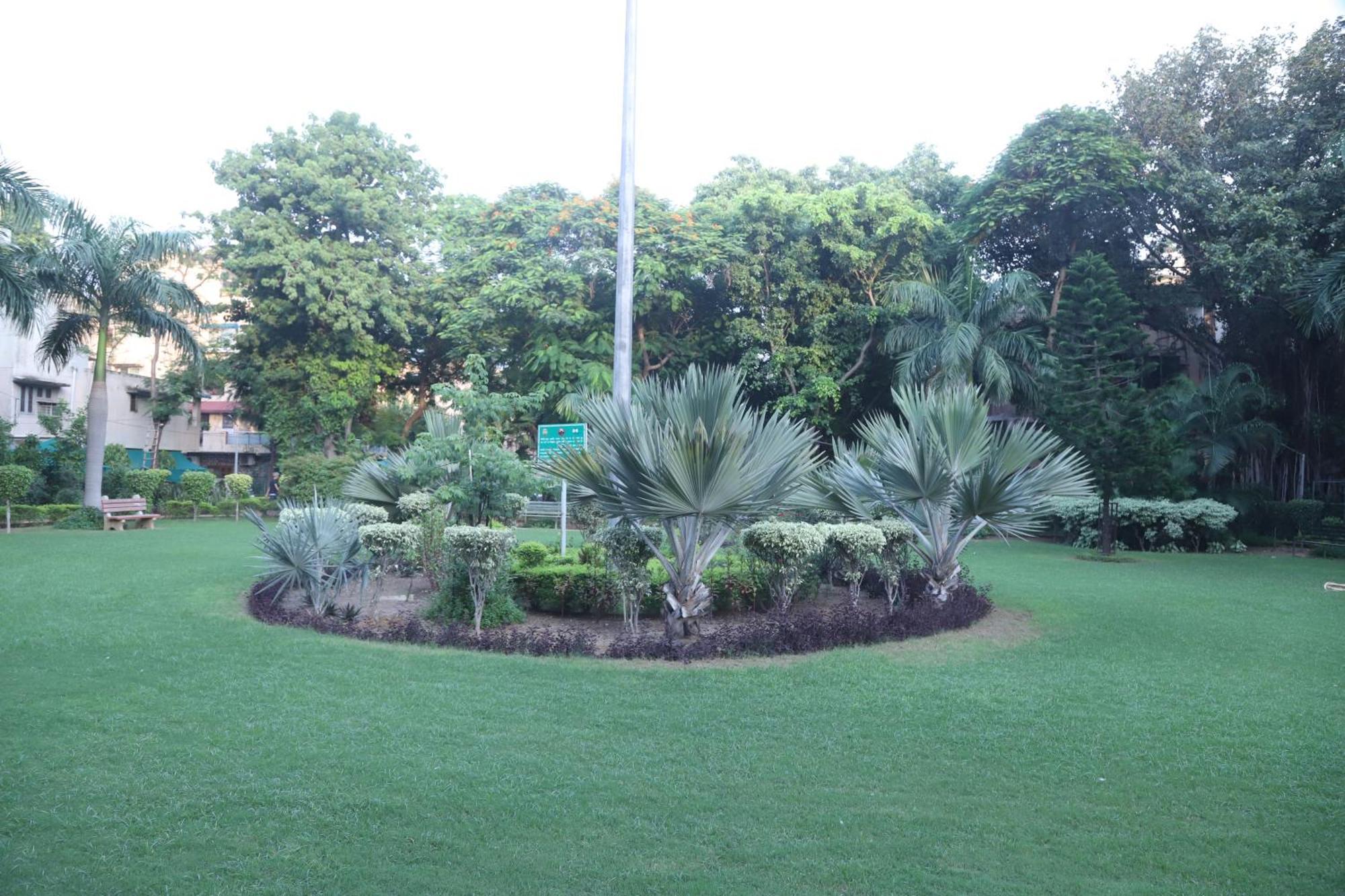 Divine India Service Apartment 3Bhk,B57 Sarita Vihar,Apollo Нью-Дели Экстерьер фото