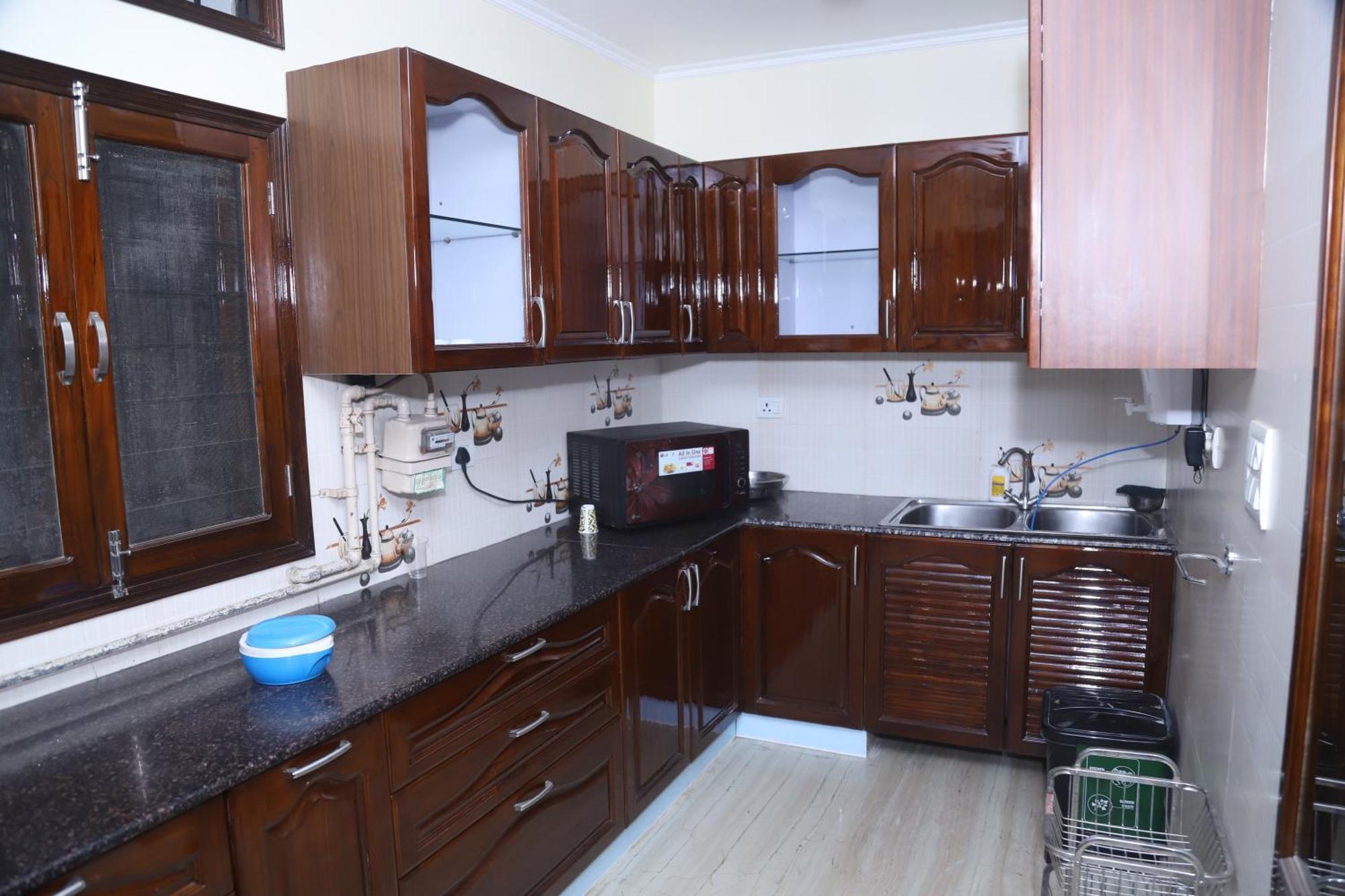 Divine India Service Apartment 3Bhk,B57 Sarita Vihar,Apollo Нью-Дели Экстерьер фото