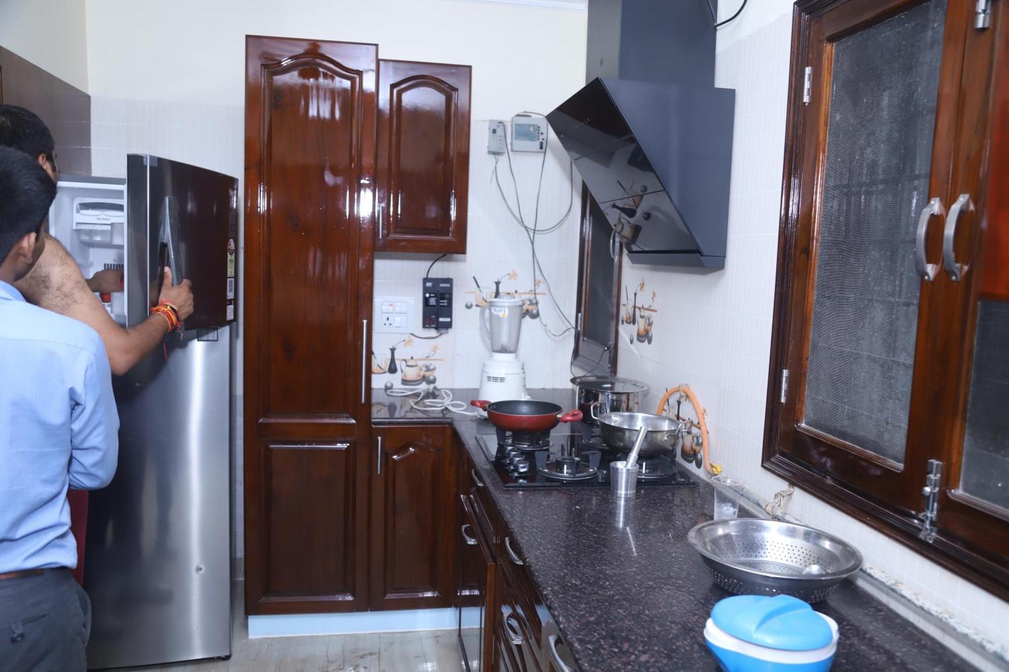 Divine India Service Apartment 3Bhk,B57 Sarita Vihar,Apollo Нью-Дели Экстерьер фото