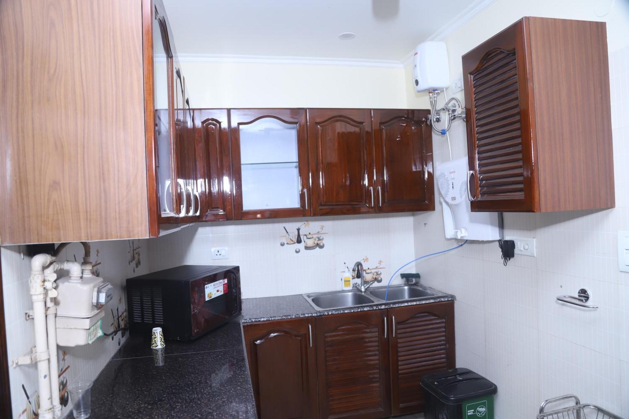 Divine India Service Apartment 3Bhk,B57 Sarita Vihar,Apollo Нью-Дели Экстерьер фото